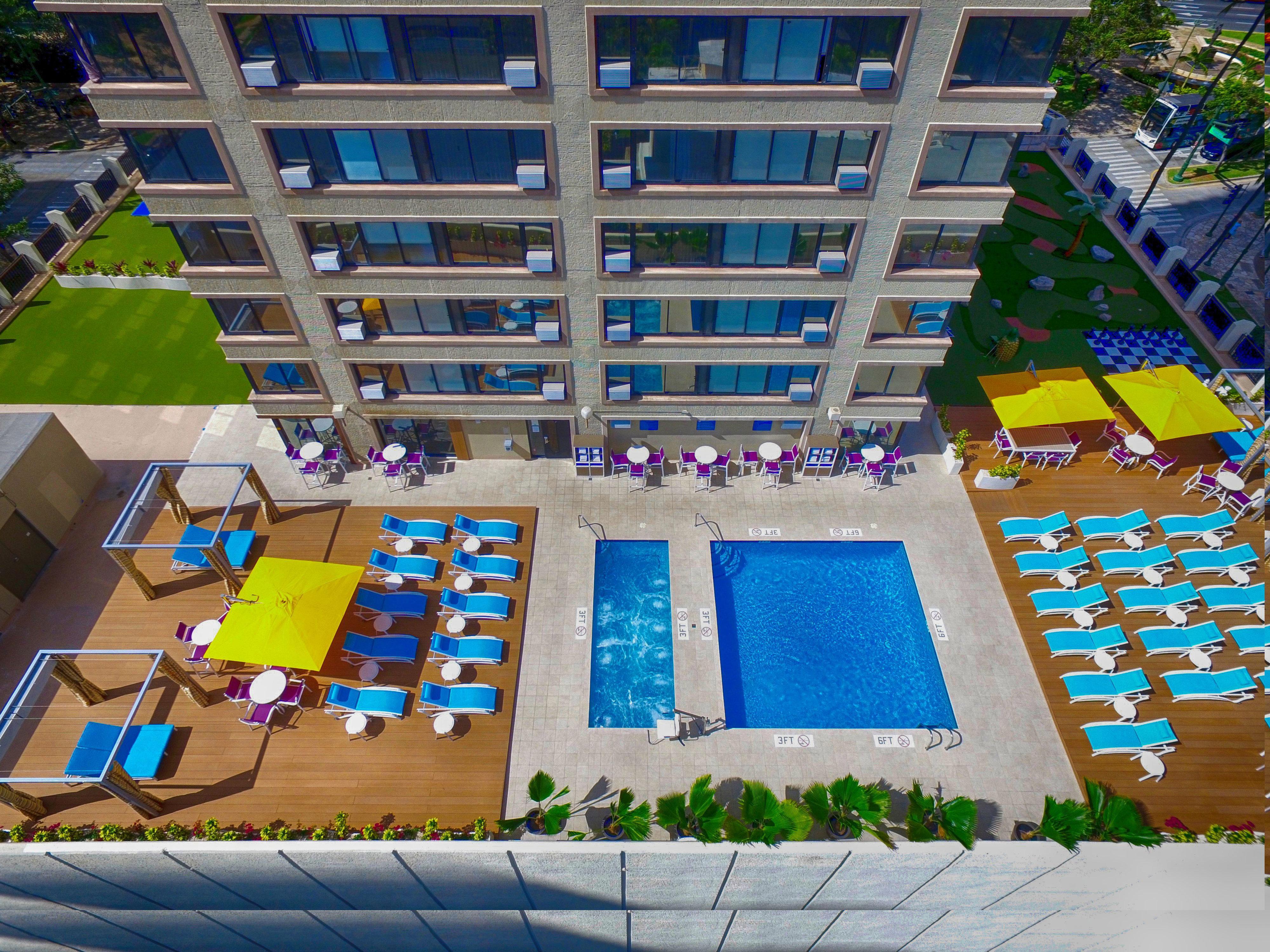 Holiday Inn Express Waikiki By Ihg Honolulu Extérieur photo