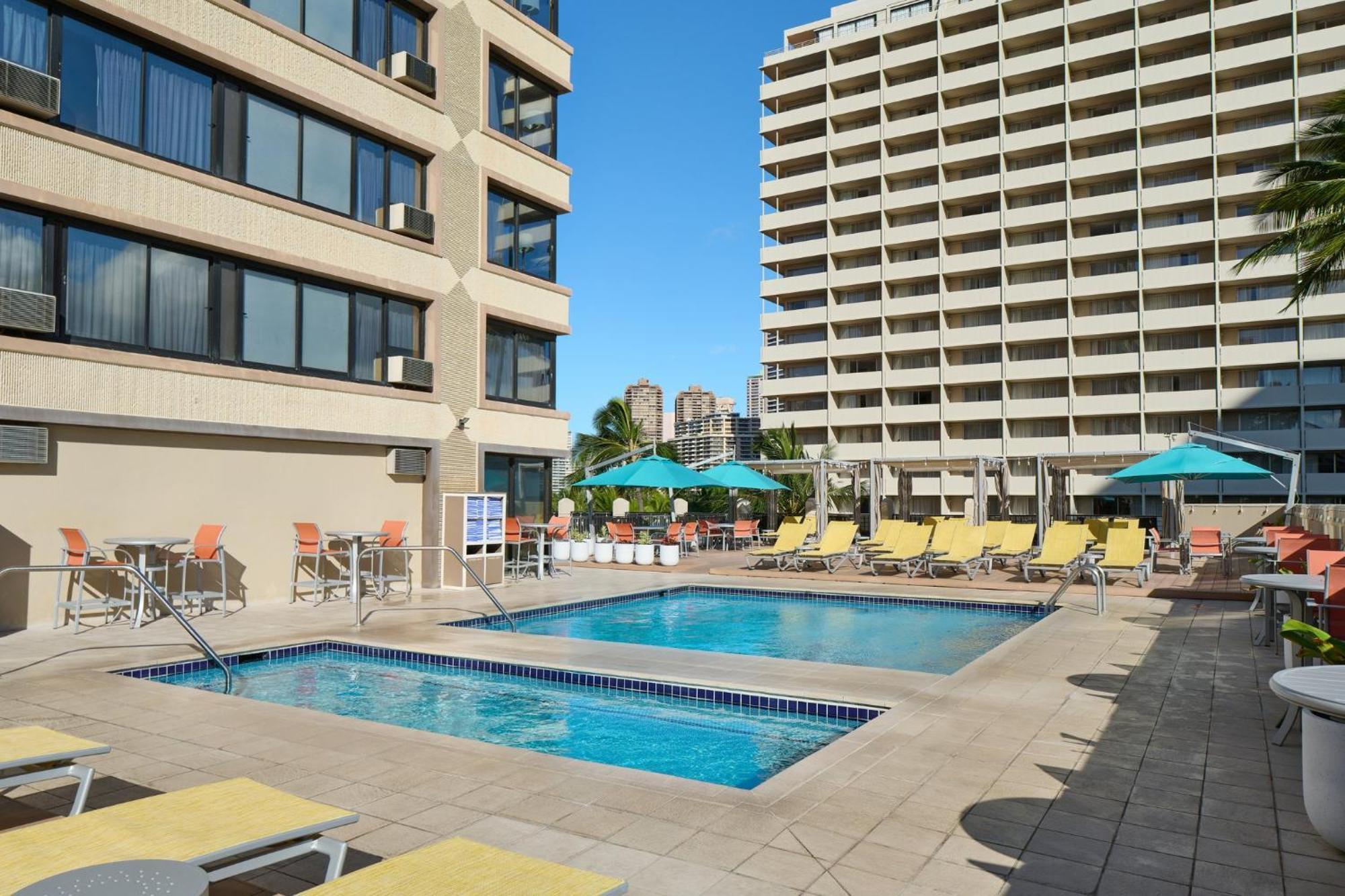 Holiday Inn Express Waikiki By Ihg Honolulu Extérieur photo